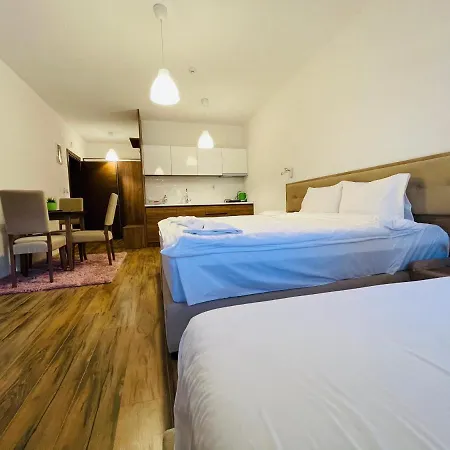Fuk-tak Apartmani&restoran *