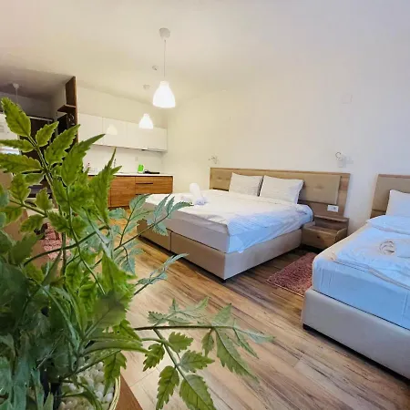 Fuk-tak Apartmani&restoran Maison d'hôtes *
